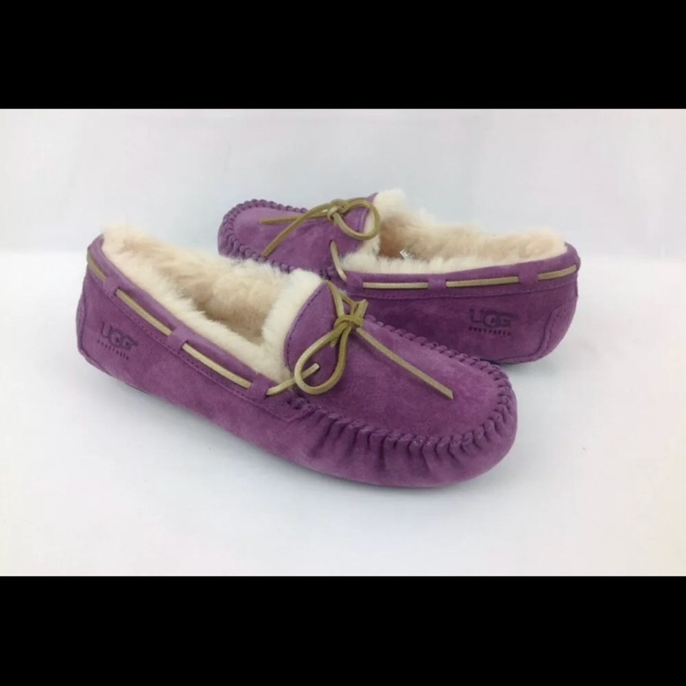 UGG AUSTRALIA DAKOTA SUEDE  MOCCASIN SLIPPERS